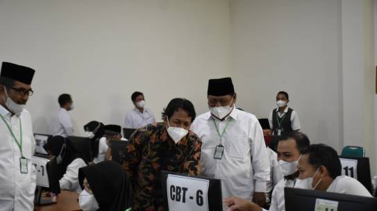 Dipantau Langsung Kasubdit Sarpras Pendis, Pelaksanaan UM-PTKIN IAIN Kediri Berjalan Lancar