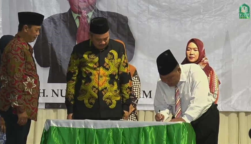 Serah Terima Jabatan, Rektor Ajak Seluruh Sivitas Akademika Berkontribusi terhadap Pengembangan IAIN Kediri