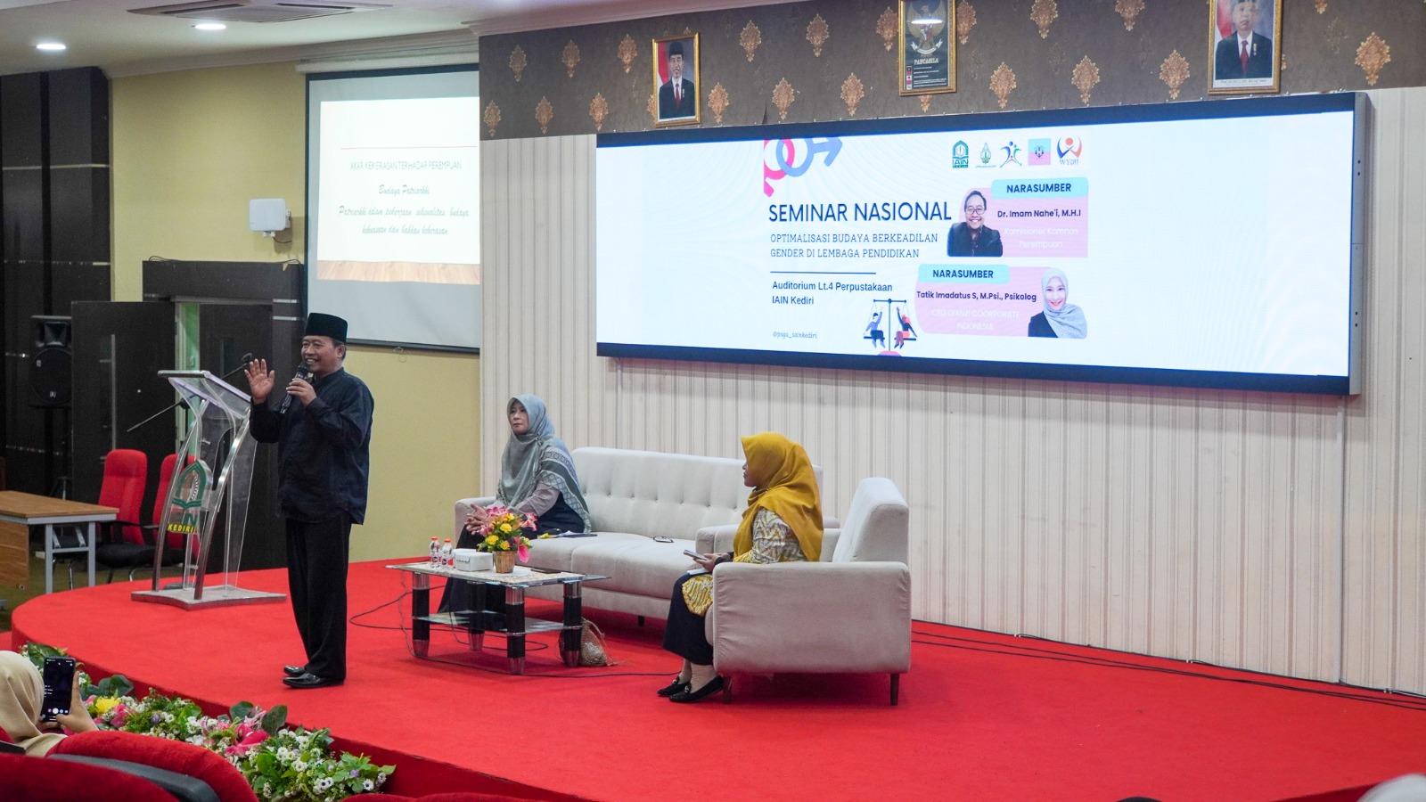 MEWUJUDKAN BUDAYA BERKEADILAN GENDER, IAIN KEDIRI GELAR SEMINAR NASIONAL