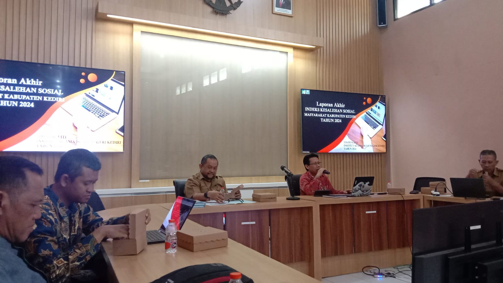 BERPIJAK TAGLINE ‘KEDIRI BERBUDAYA’ TIM SURVEI KESALEHAN SOSIAL SAMPAIKAN TUJUH REKOMENDASI KEPADA PEMKAB KEDIRI